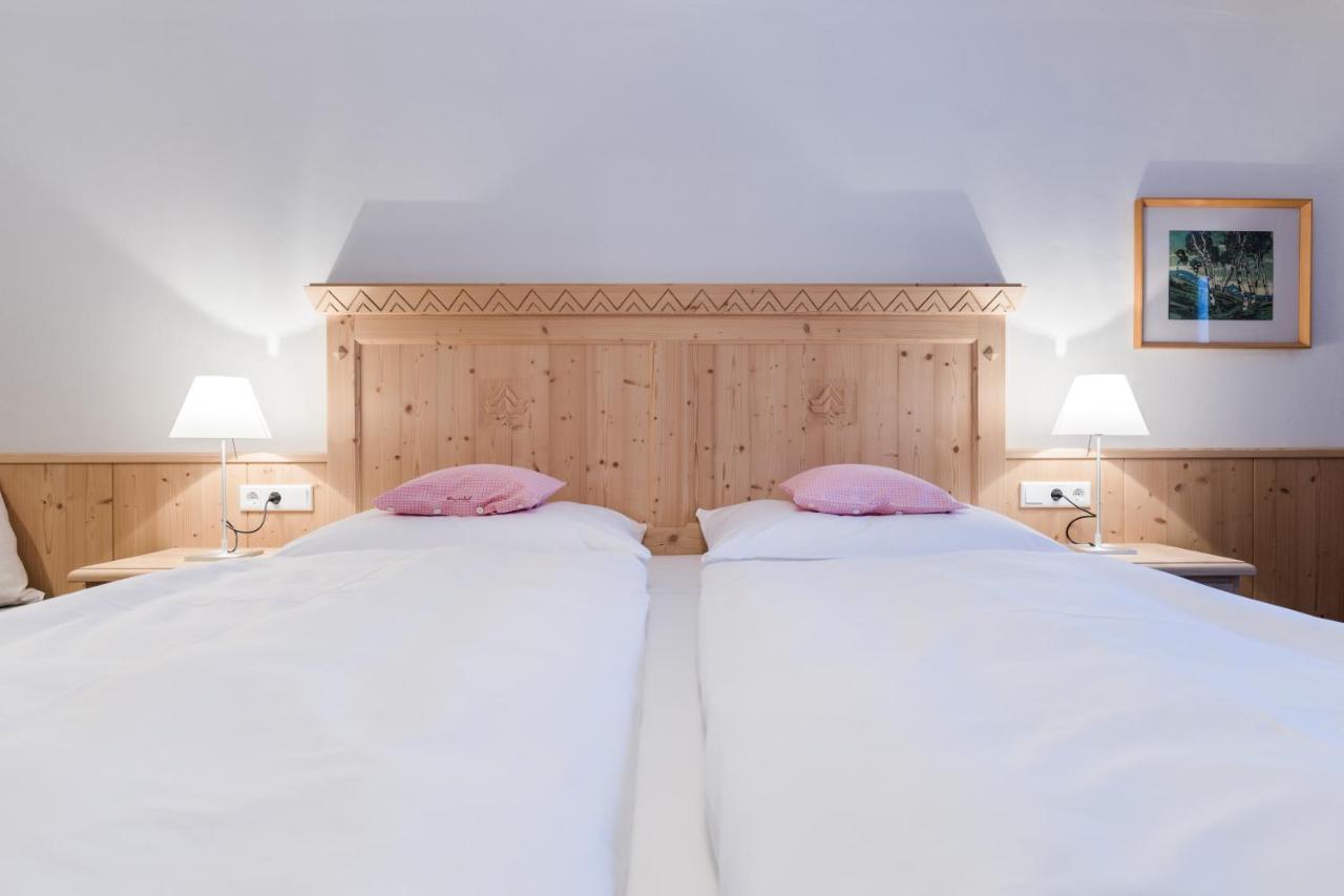 Gasthof Weyerhof Bramberg am Wildkogel Eksteriør billede